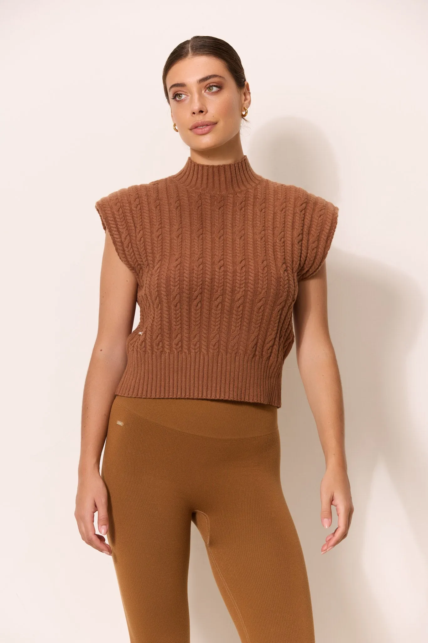 BLAKE cable knit sleeveless turtleneck - Nuthatch