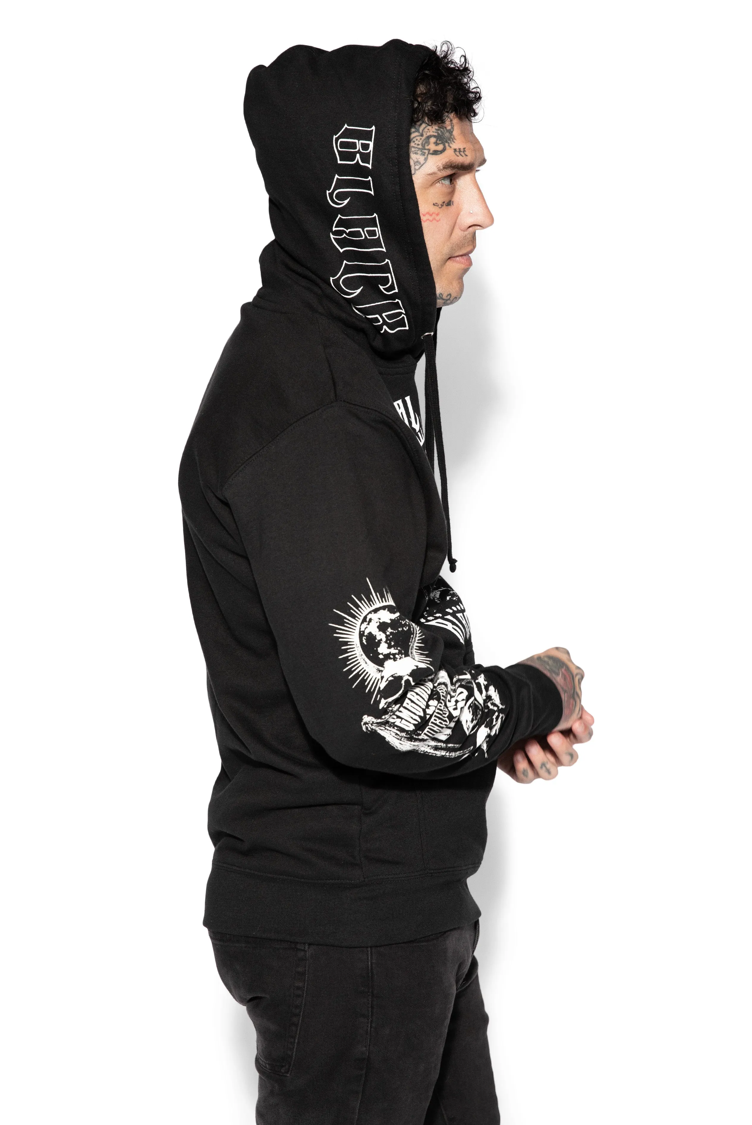 Dark Daze - Pullover Hoodie