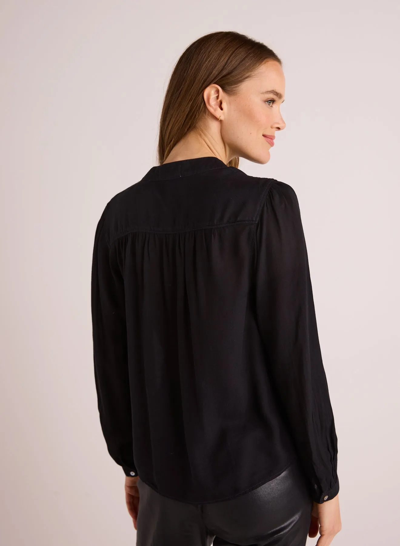 Flowy Tie Neck Pullover - Black