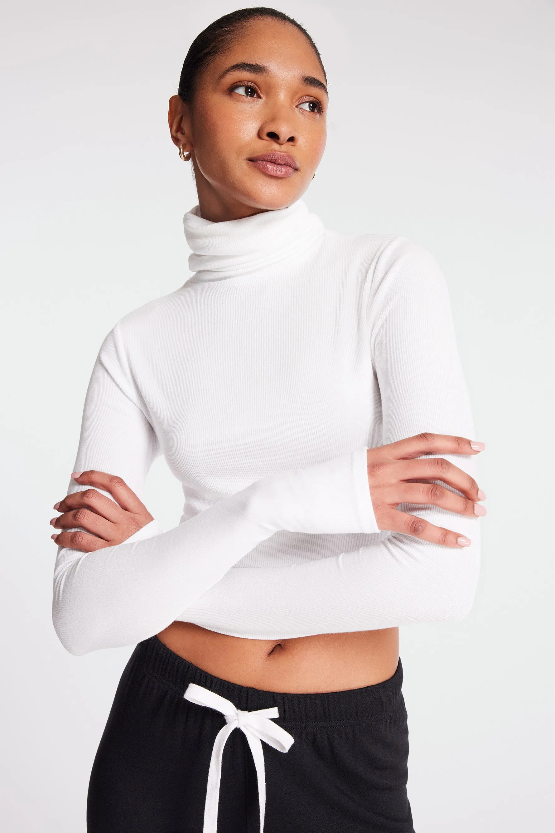 Jackson Rib Cropped Turtleneck - White