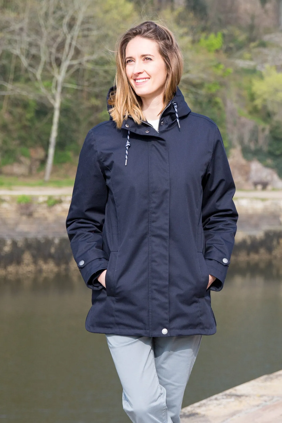 Mousqueton Ponant Parka Raincoat in Marine