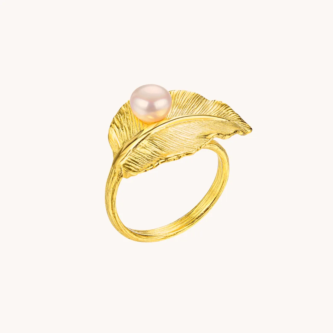 Pearl on Banana Leaf Adjustable Ring