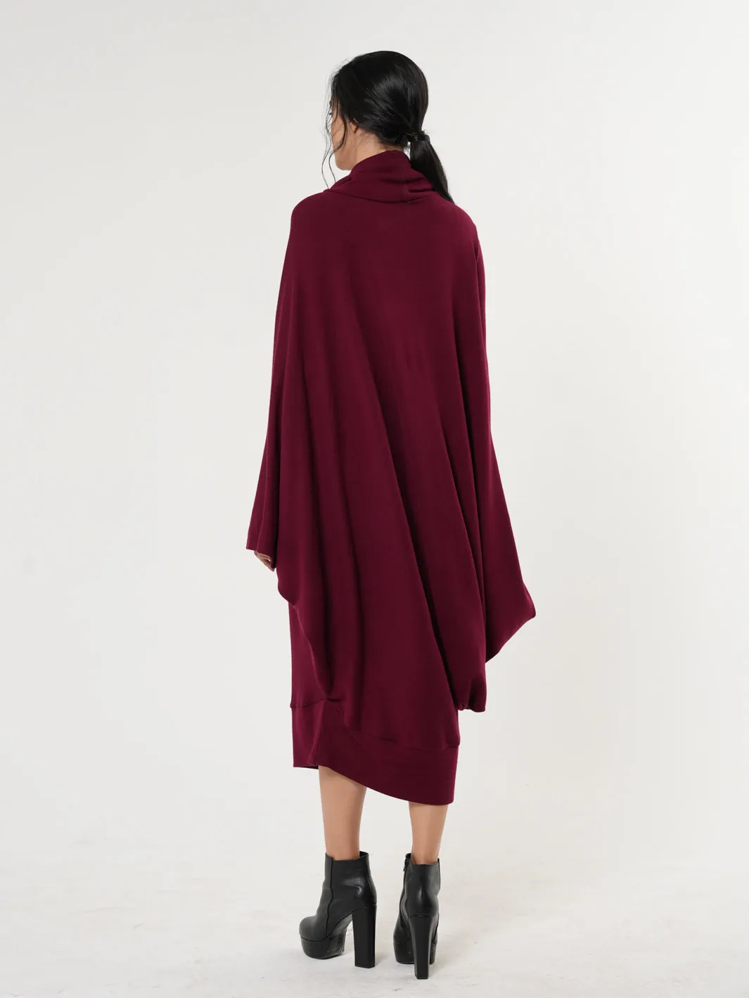 Soft Loose Turtleneck Dress In Burgundy