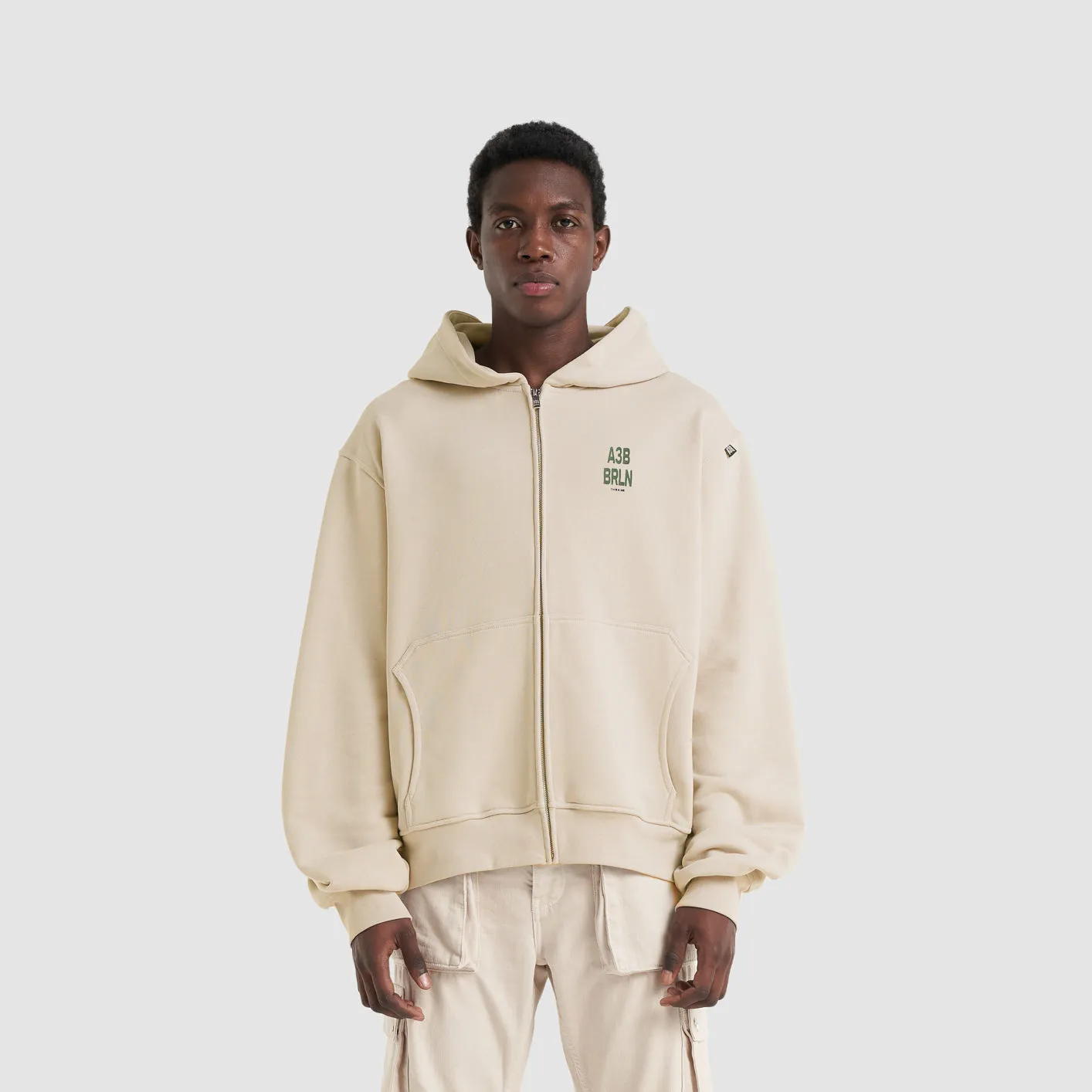 STATEMENT ZIP HOODIE